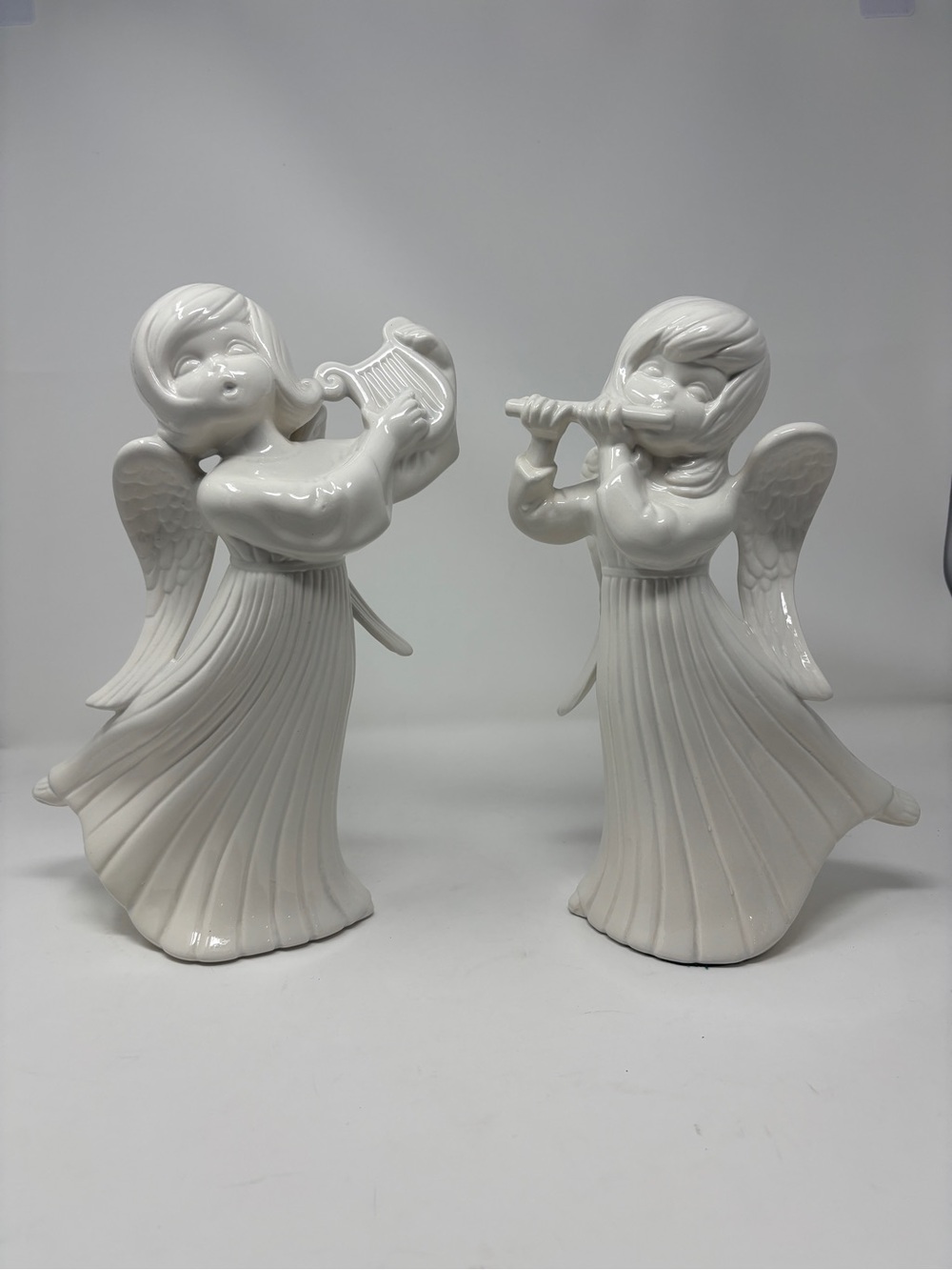 Set of 2 Vintage Atlantic Mold Holiday White Musical Angels Playing Flute & Harp